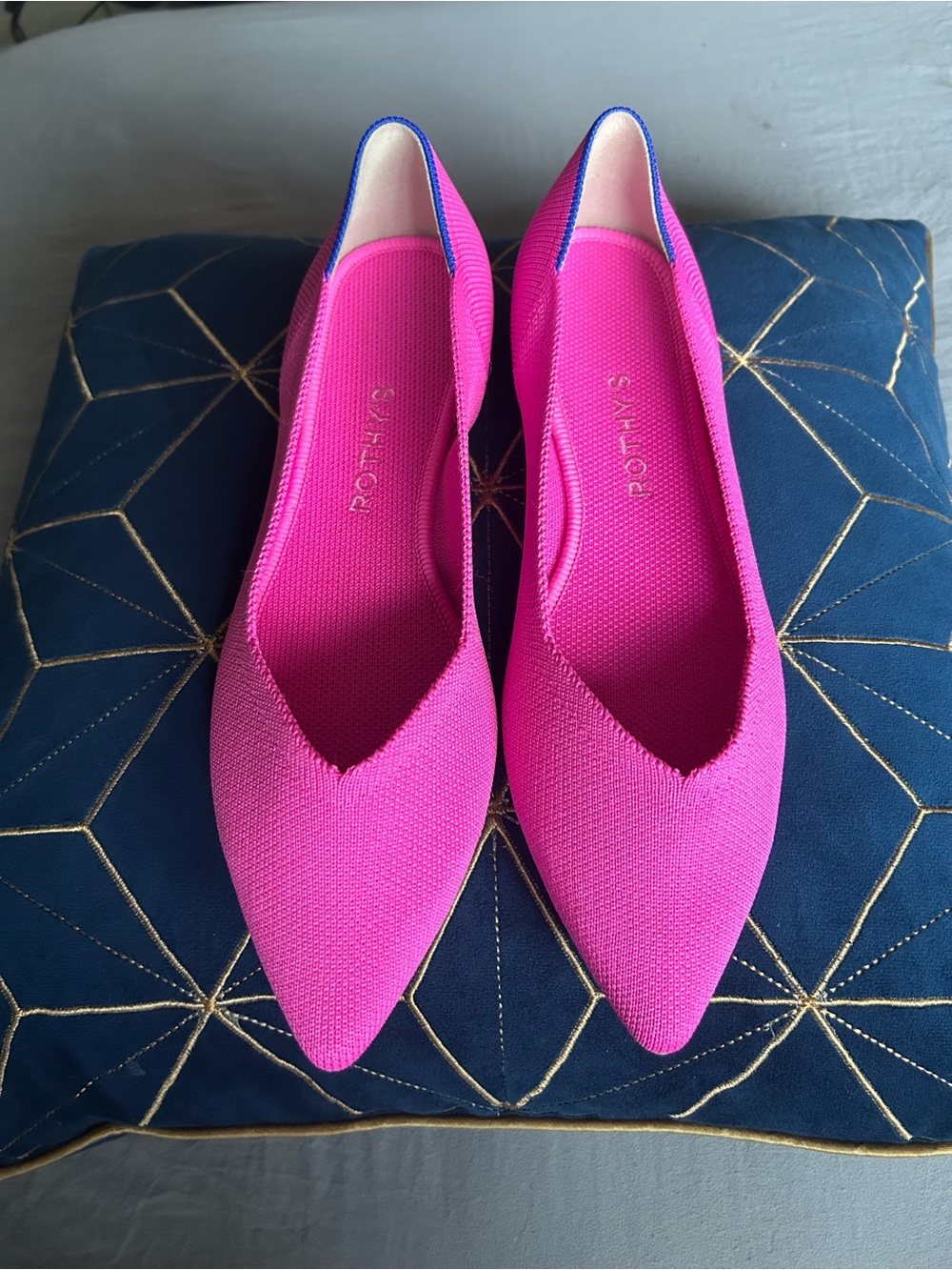 Rothy's Bright Pink Pointed-Toe Flats - NWOT - Sz 9